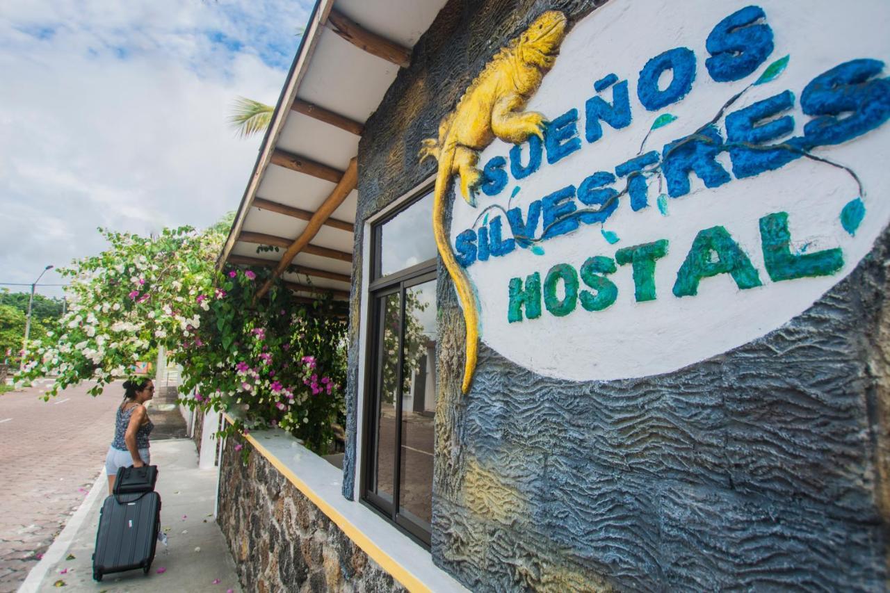 Hostal Suenos Silvestres Puerto Ayora  Buitenkant foto